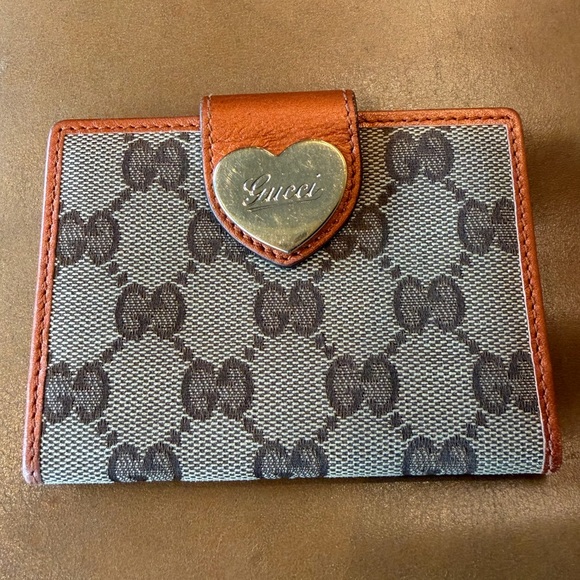 Gucci Heart Card Holder